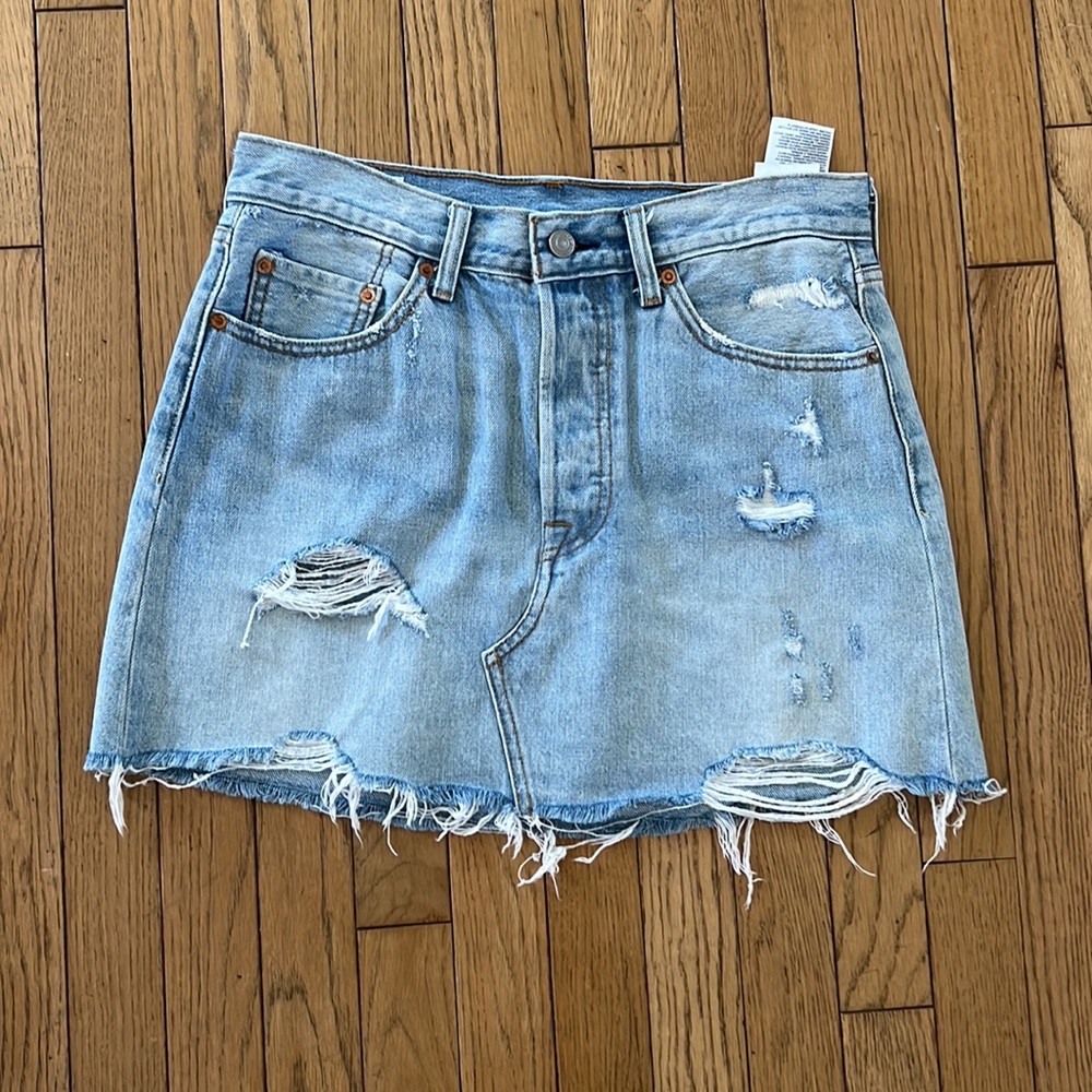 Levi’s distressed blue denim skirt